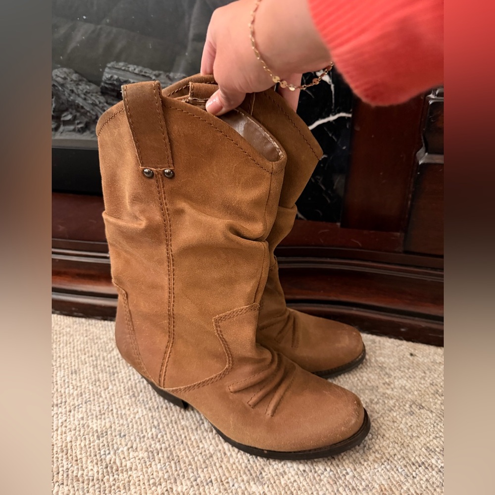 Slouch western boots